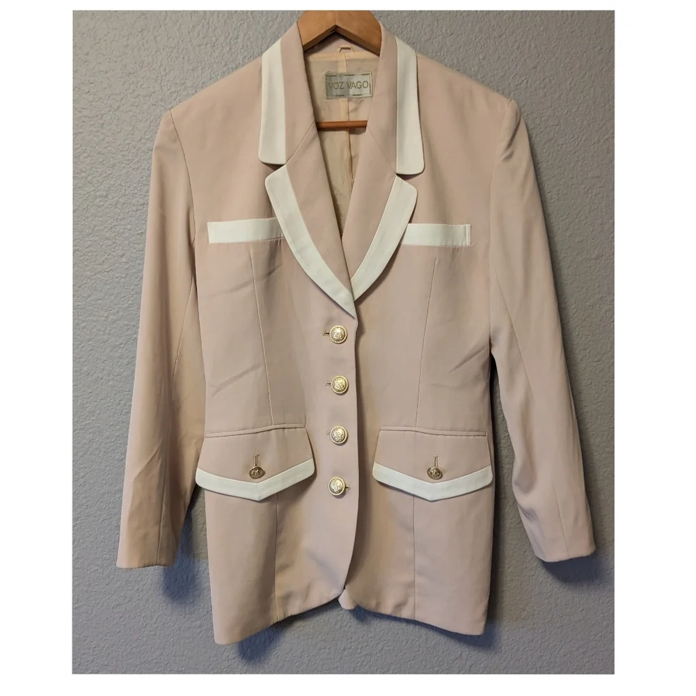 💥SALE💥 Vintage Voz Vago Elegant Beige Blazer with White Accents